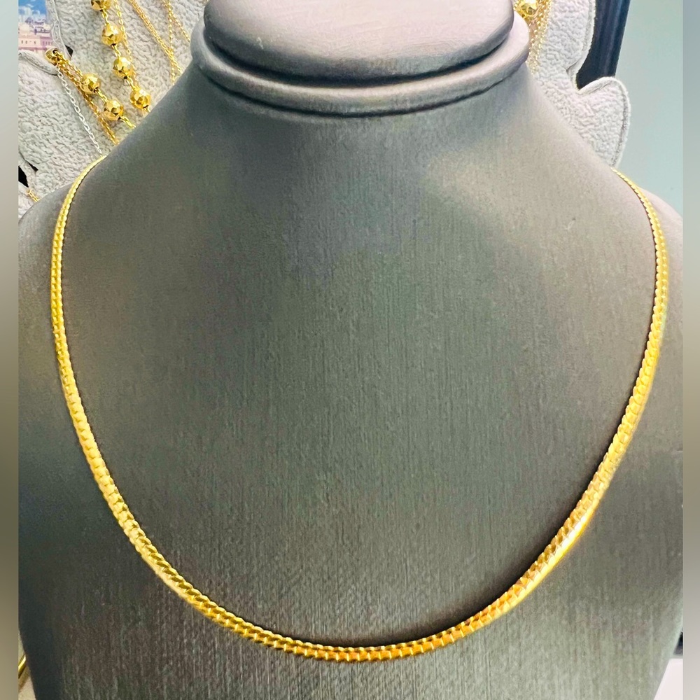 Real 18K Solid Saudi/Dubai Gold Cobra Chain size 20”